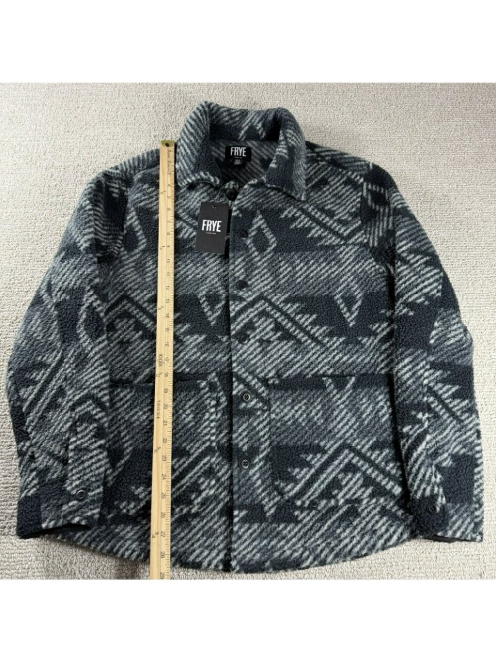 Frye Aztec Pattern Striped Button Up Fleece Jacket Gray Black Men’s Size Medium - Picture 3 of 6